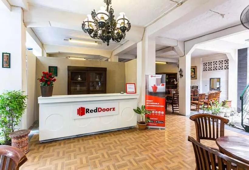 Majatalo Reddoorz @ Urip Sumoharjo Solo