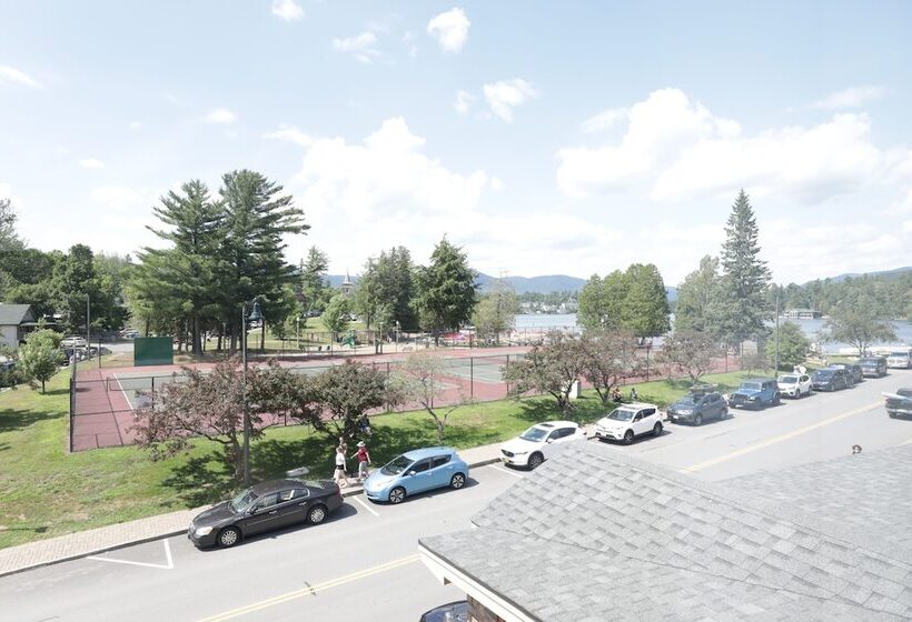 Отель Lake Placid Inn Boutique