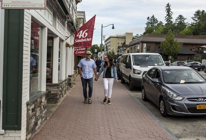 Отель Lake Placid Inn Boutique