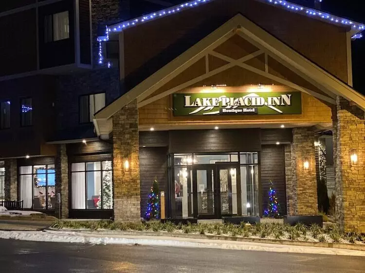 Hotelli Lake Placid Inn Boutique