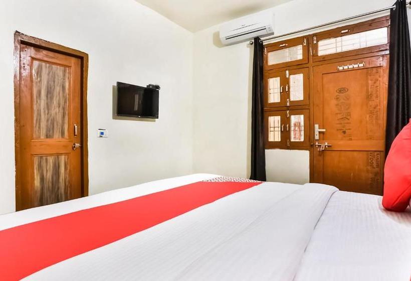 هتل Oyo 69507 Royal King Inn