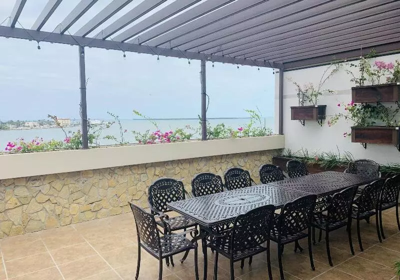 Hotelli Golden Bay Belize