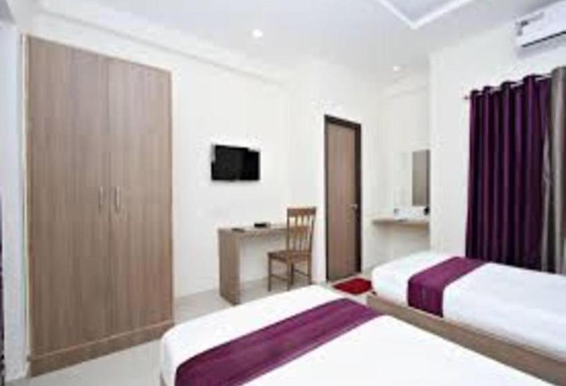 Hotel I Cloud Stay Inn