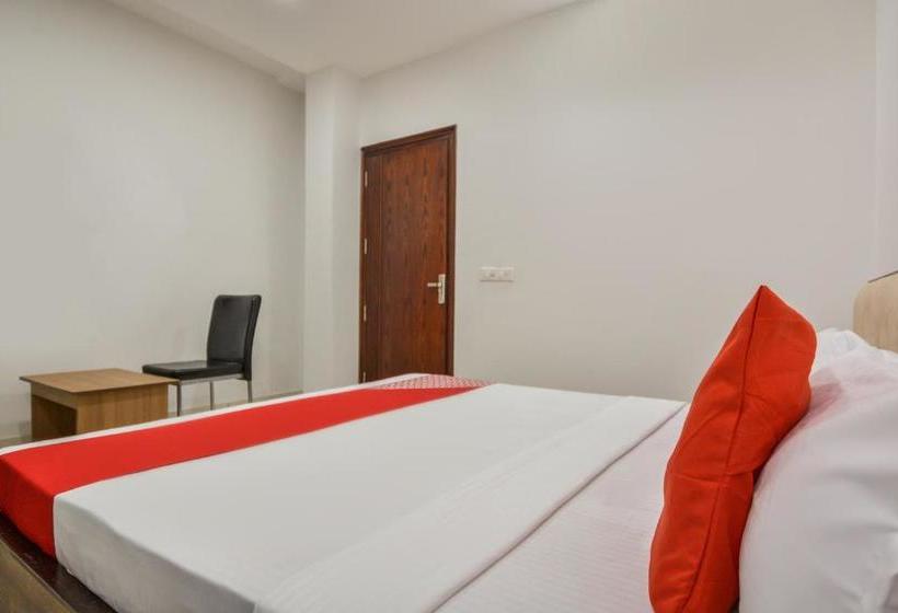 هتل Oyo 69586  Moonwalk