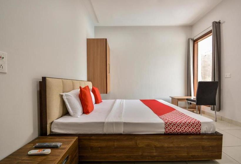 هتل Oyo 69586  Moonwalk