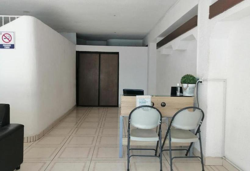 בית מלון כפרי Paradise