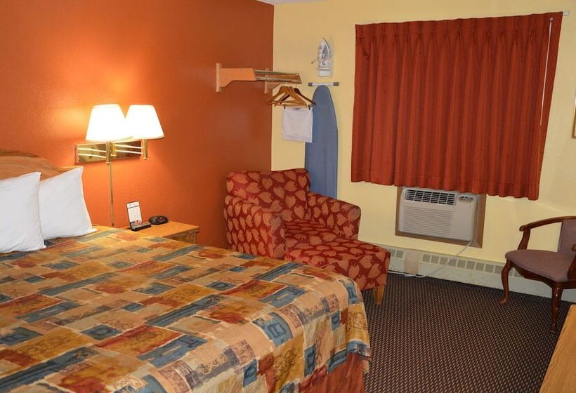 فندق Burnsville Inn & Suites