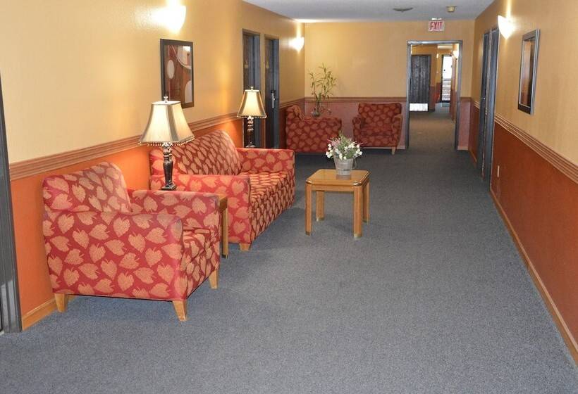 فندق Burnsville Inn & Suites