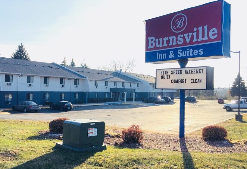 فندق Burnsville Inn & Suites