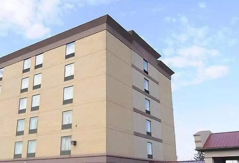 호텔 Days Inn By Wyndham Calumet Park