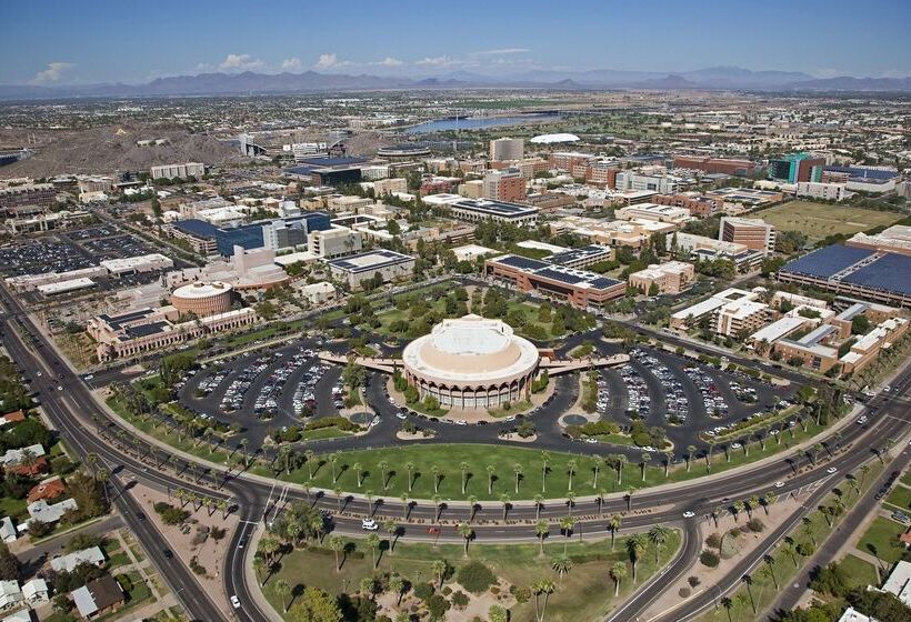 Отель Hyatt Place Tempe Phoenix Airport