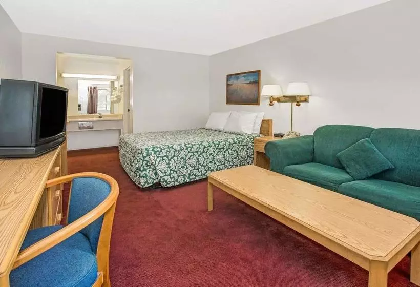 酒店 Knights Inn Aurora