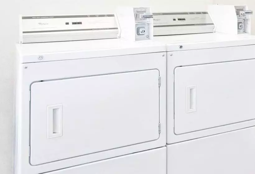 酒店 Knights Inn Aurora