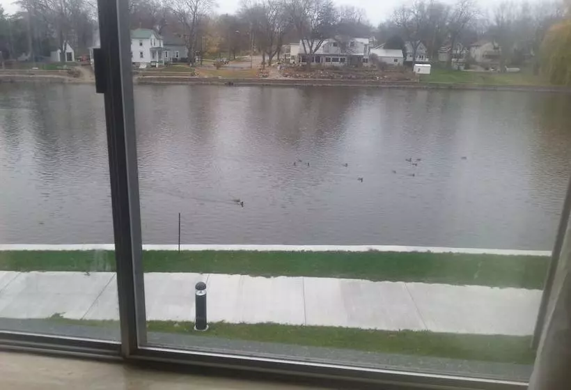 酒店 River Walk Inn