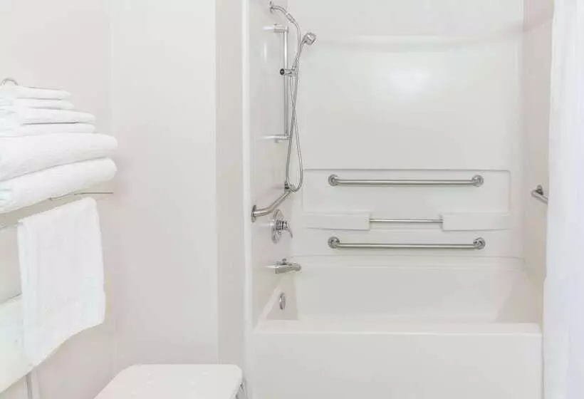 酒店 Super 8 By Wyndham Roseburg