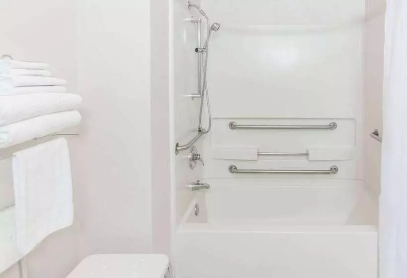 酒店 Super 8 By Wyndham Roseburg