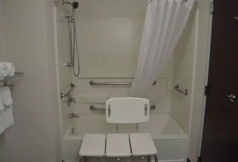 酒店 Super 8 By Wyndham Roseburg