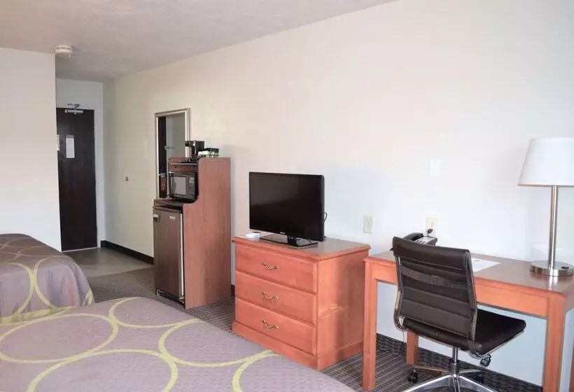 酒店 Super 8 By Wyndham Roseburg