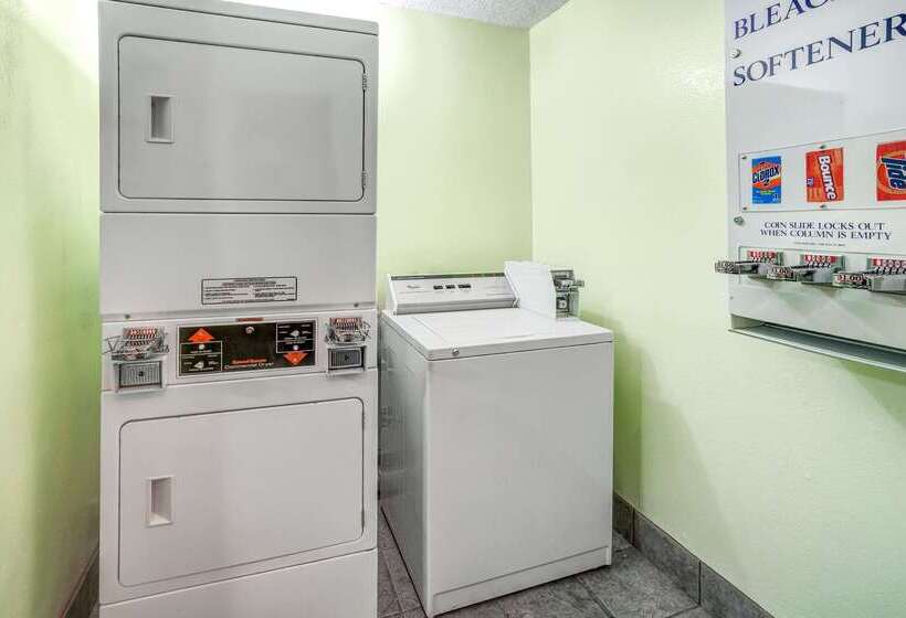 فندق Super 8 By Wyndham Yreka