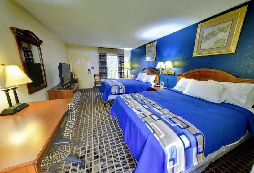 モーテル Dahlonega Mountain Inn