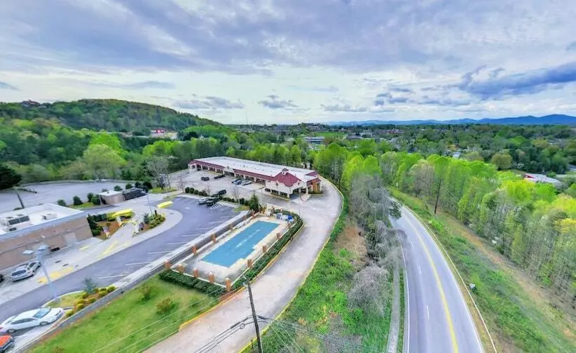 モーテル Dahlonega Mountain Inn