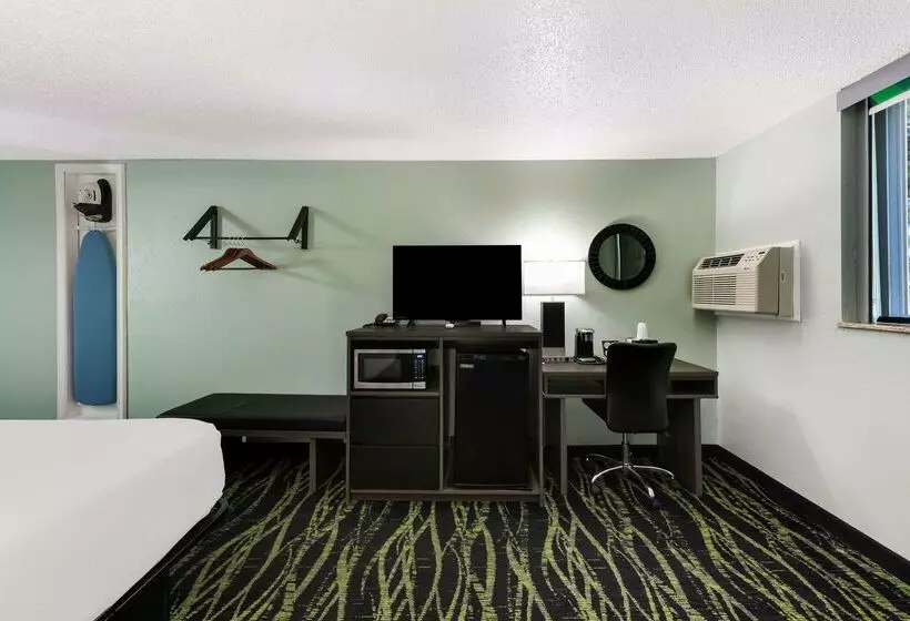 فندق على الطريق Baymont By Wyndham Liberty Mo