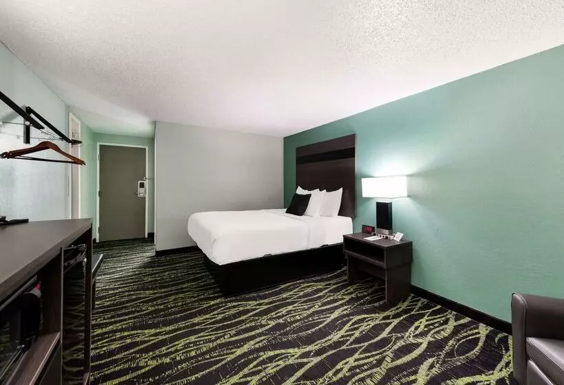 فندق على الطريق Baymont By Wyndham Liberty Mo