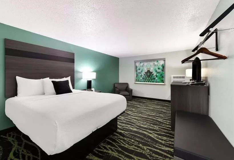 فندق على الطريق Baymont By Wyndham Liberty Mo