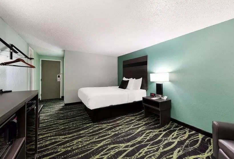 فندق على الطريق Baymont By Wyndham Liberty Mo