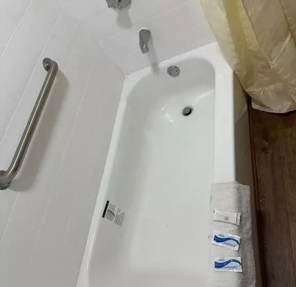 فندق على الطريق Rosewood Inn