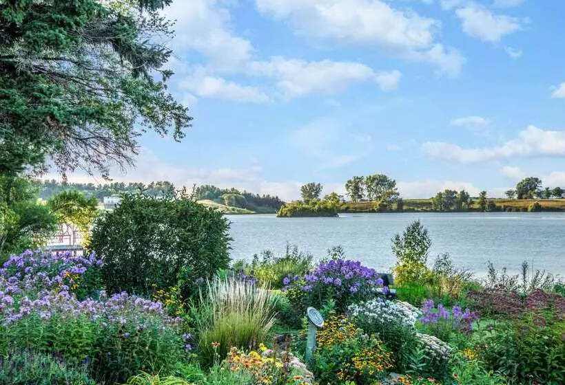 汽车旅馆  Super 8 By Wyndham Algona