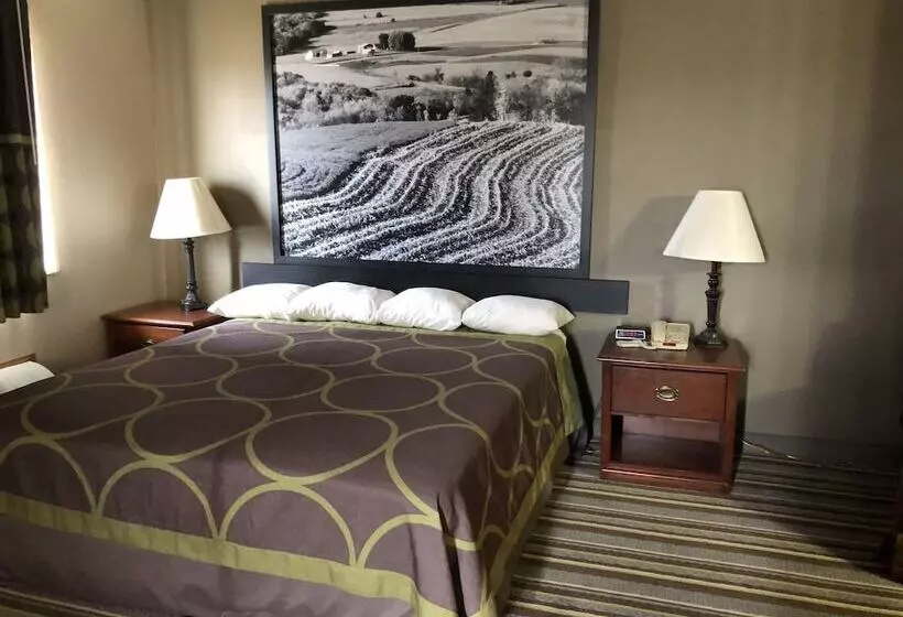 Motel Super 8 By Wyndham Anamosa Ia