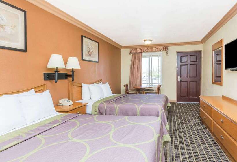 فندق على الطريق Super 8 By Wyndham Azusa