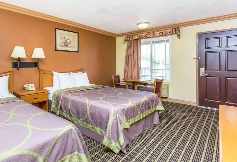 Мотель Super 8 By Wyndham Azusa