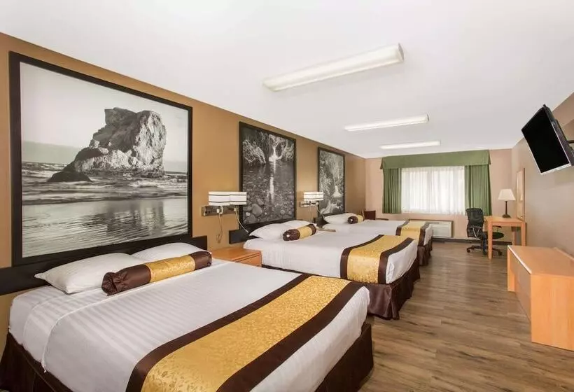 모텔 Super 8 By Wyndham Baker City