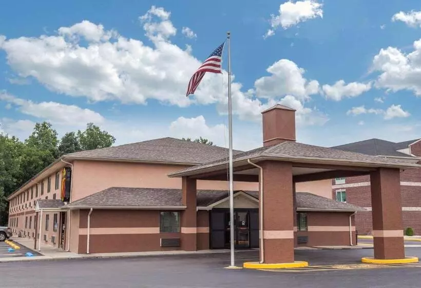 모텔 Super 8 By Wyndham Carrollton