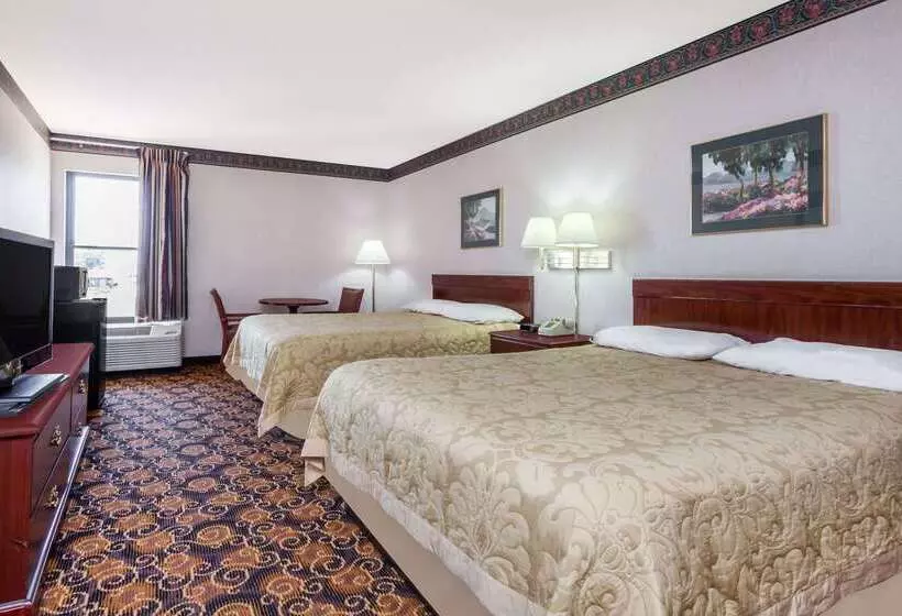 汽车旅馆  Super 8 By Wyndham Evansville North