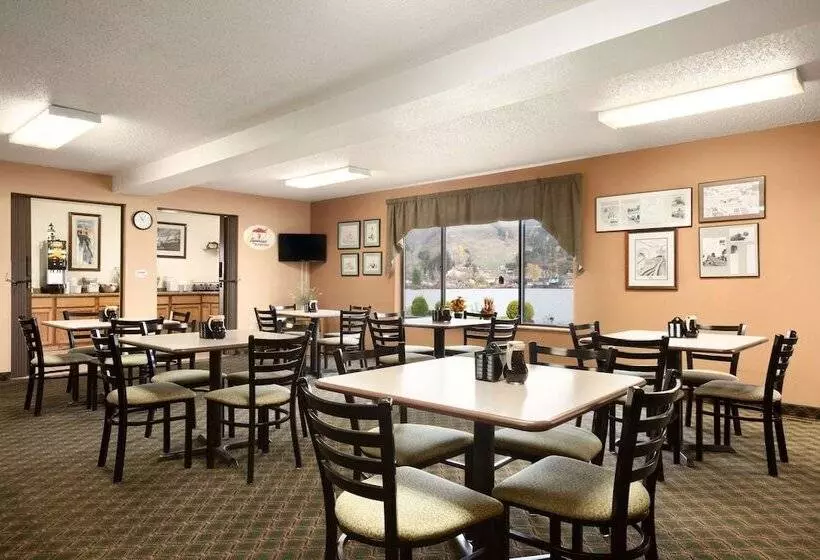 汽车旅馆 Super 8 By Wyndham Houghton