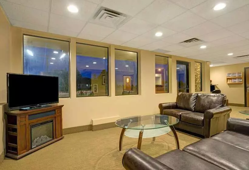 Motelli Super 8 By Wyndham Melrose