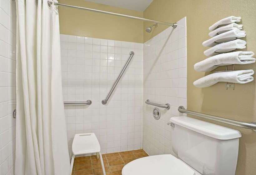 Мотель Super 8 By Wyndham Melrose