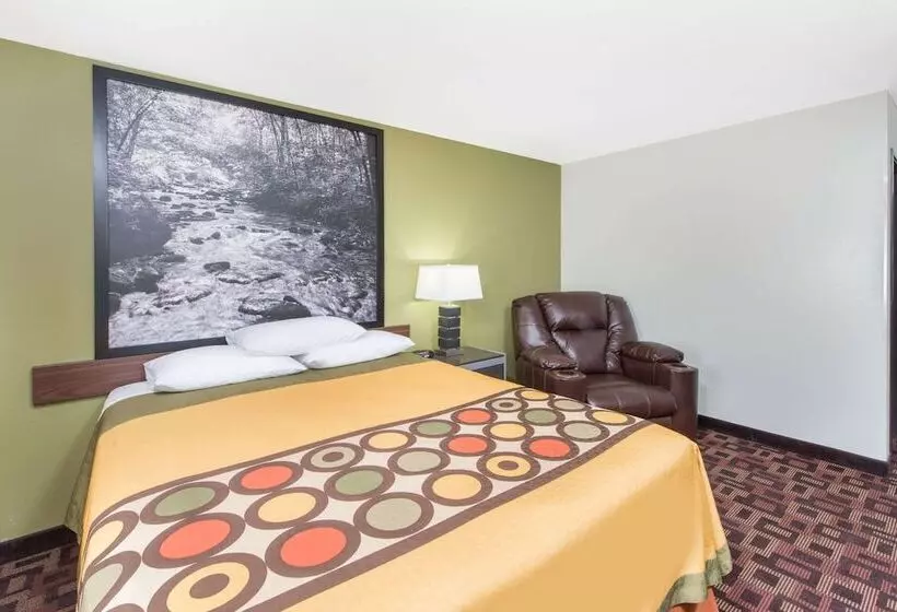 فندق على الطريق Super 8 By Wyndham Moberly Mo