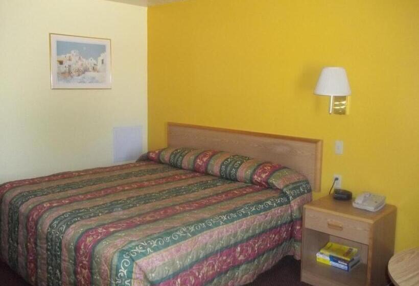 모텔 Super 8 By Wyndham Moriarty