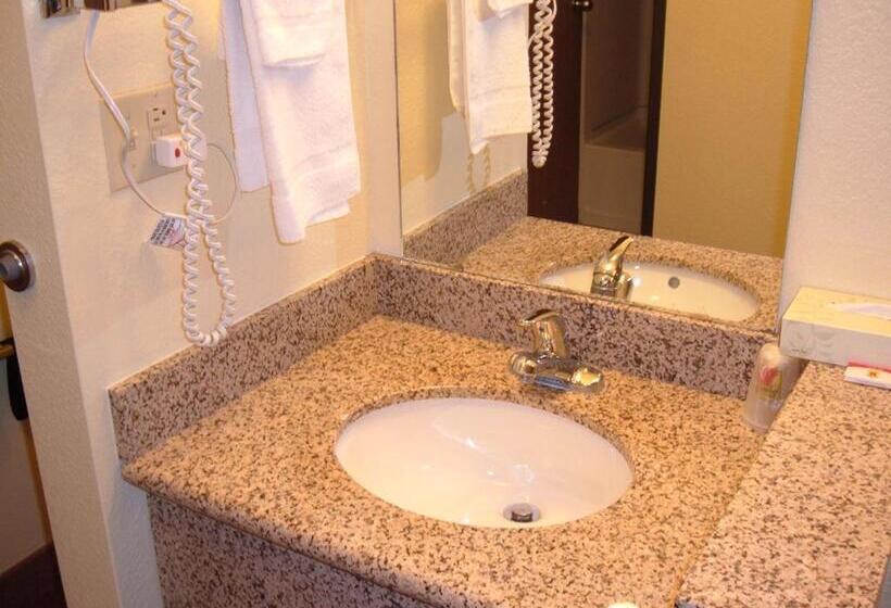 모텔 Super 8 By Wyndham Moriarty