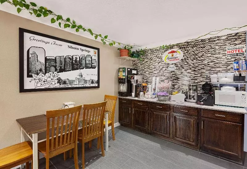 モーテル Super 8 By Wyndham Siloam Springs