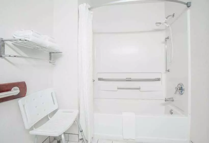 모텔 Super 8 By Wyndham South Boston Va