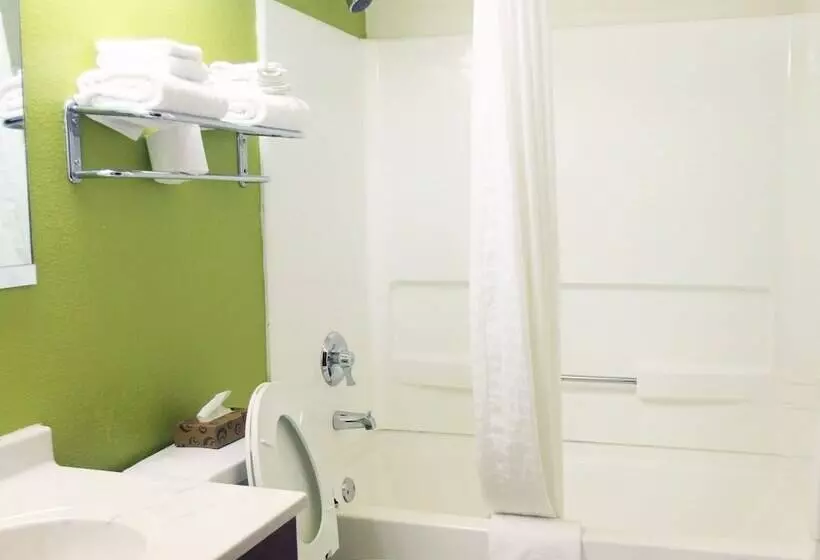 모텔 Super 8 By Wyndham South Boston Va