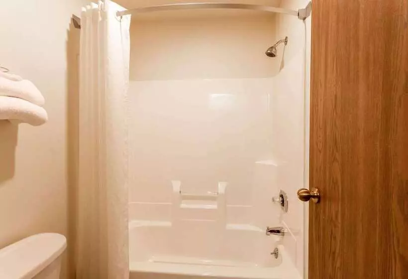 모텔 Super 8 By Wyndham Watertown Wi