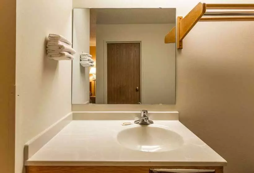 모텔 Super 8 By Wyndham Watertown Wi