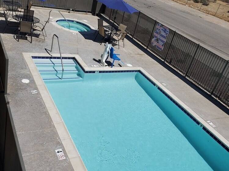 汽车旅馆  Surestay Plus Hotel By Best Western Hesperia