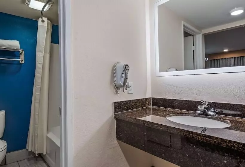 Мотель Surestay Plus Hotel By Best Western Hesperia